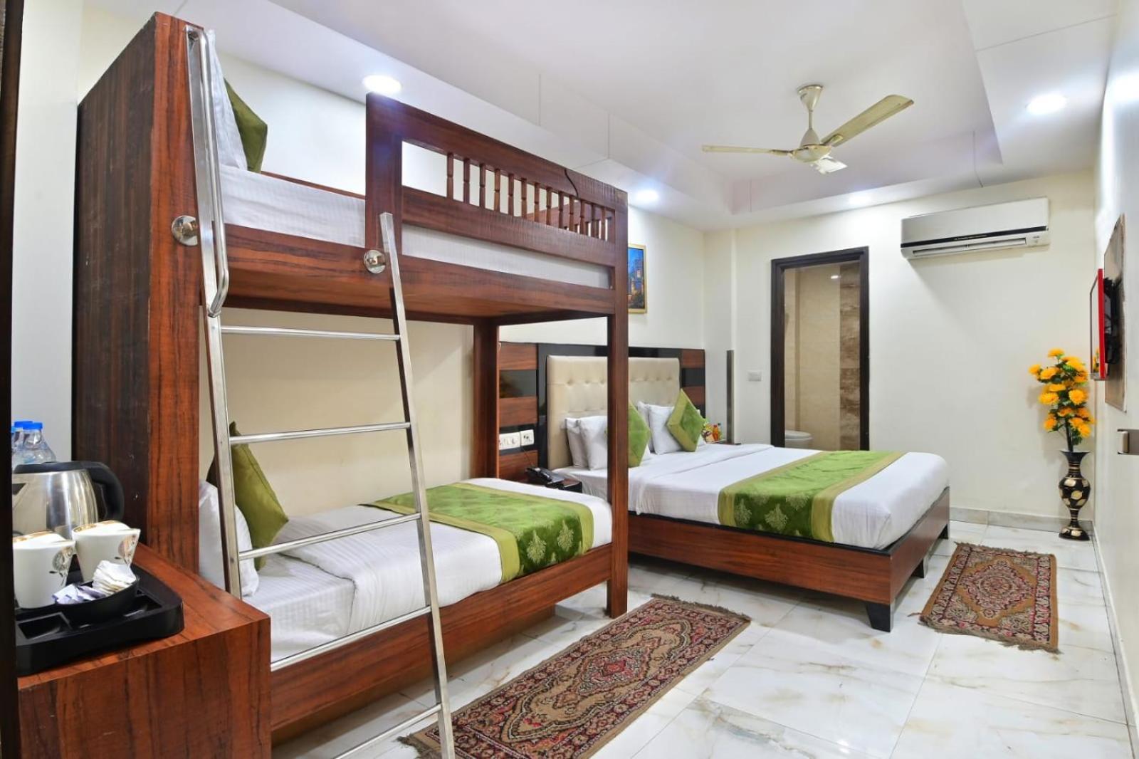 Hotel Emporio View - New Delhi Railway Station - Paharganj ภายนอก รูปภาพ