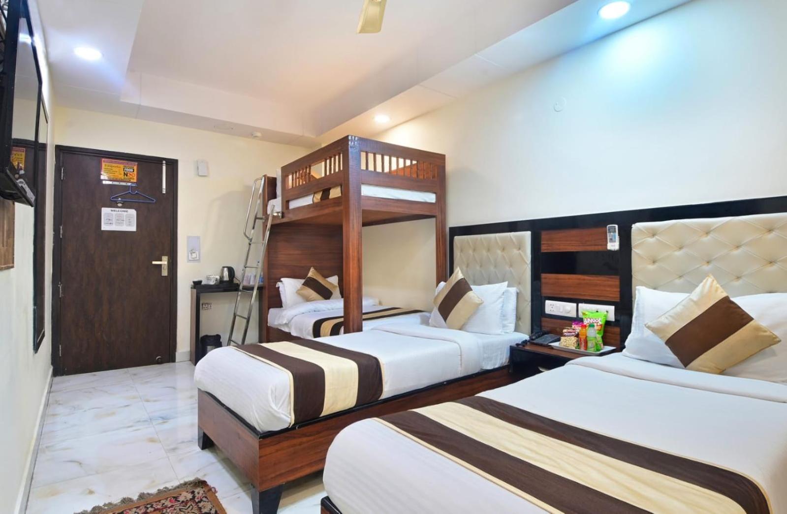 Hotel Emporio View - New Delhi Railway Station - Paharganj ภายนอก รูปภาพ